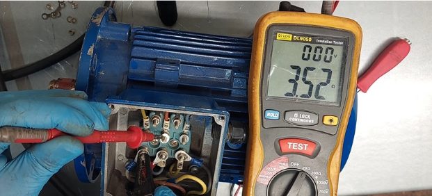 testing single phase motor with multimeter