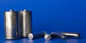 What Should a 6 Volt Battery Read on a Multimeter