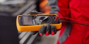 What is hFE on a Multimeter