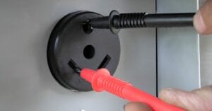 How to Test 30 Amp RV Outlet with Multimeter (Guide) 