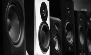 How to Test Impedance in a Speaker with a Multimeter (Guide)