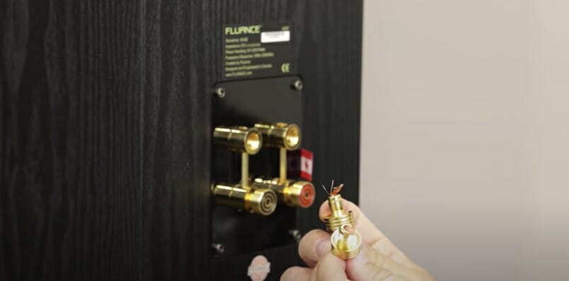 wiring a speaker