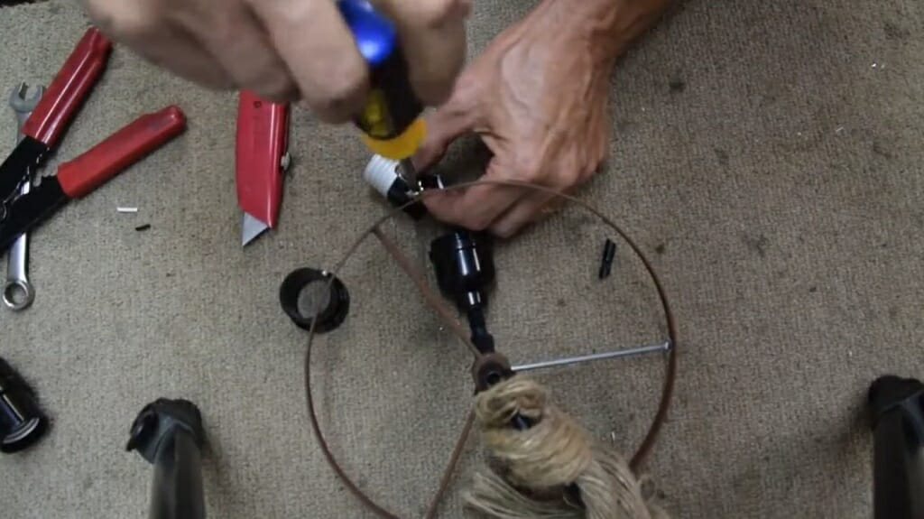 connecting the wire to the bulb holder
