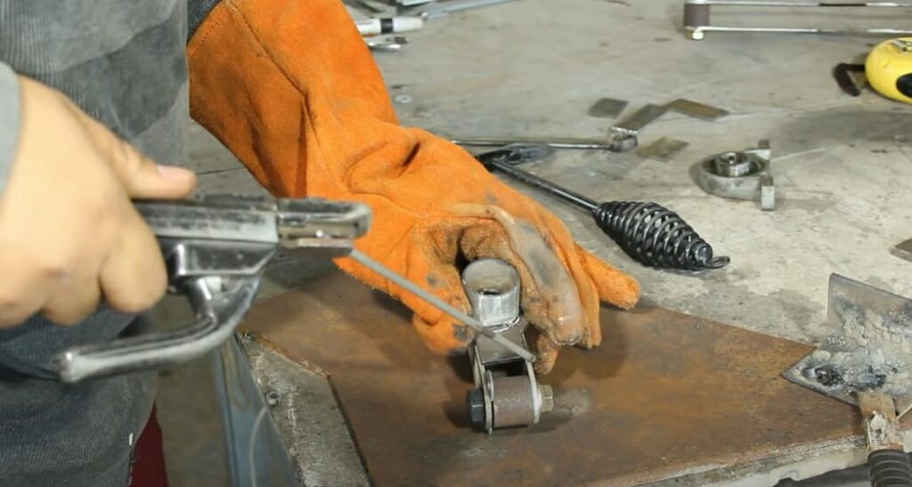 connecting the small pipe piece