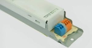 How to Test a Ballast with a Multimeter (7 Step Guide)