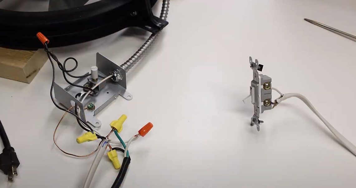 Attic Fan Thermostat-Control, Adjustable Thermostat with Overload ...