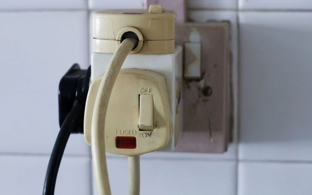 old fuse outlet