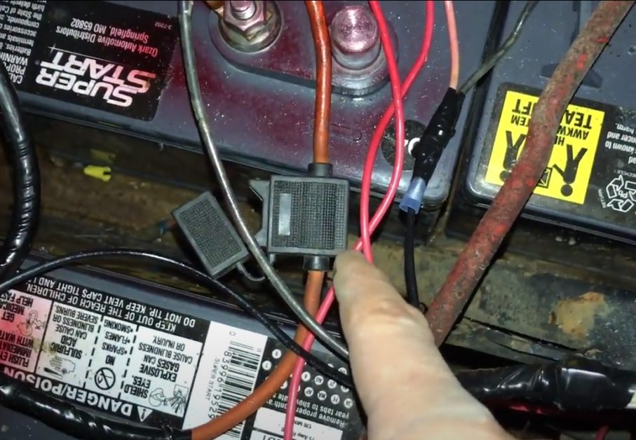 wire connections at the battery end