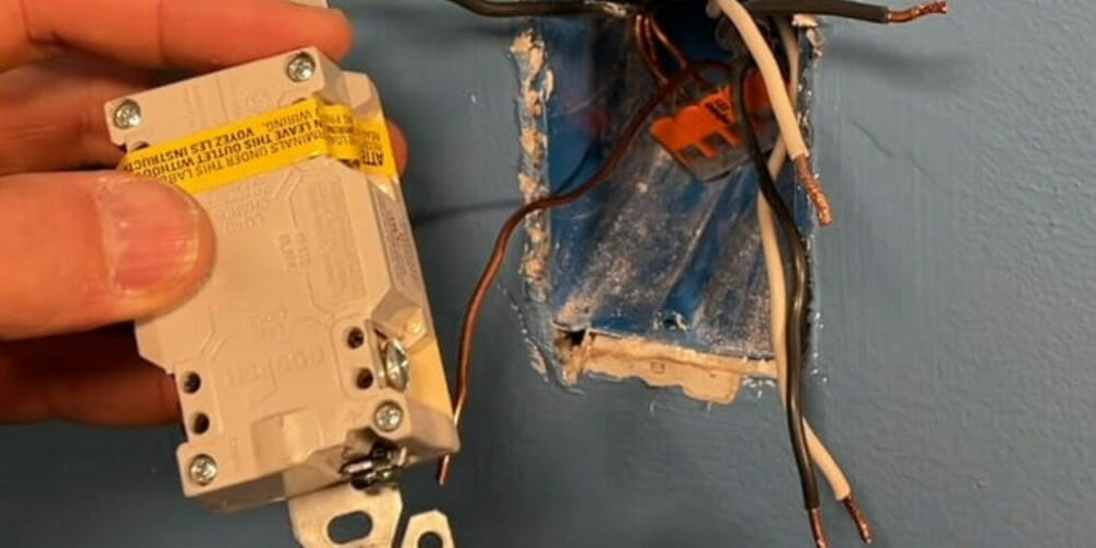 GFCI outlet with 6 wires