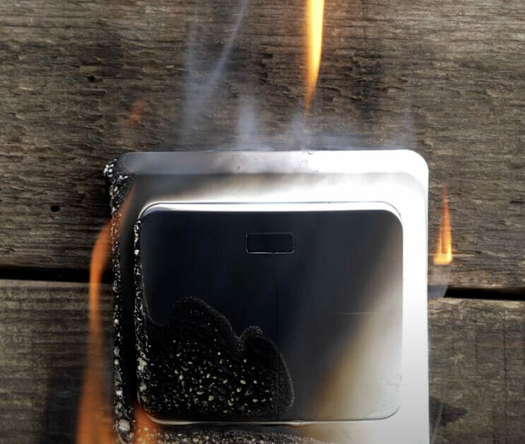 burning and burnt outlet