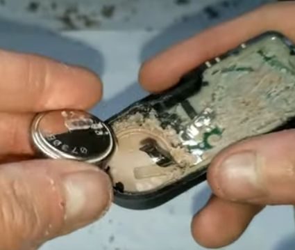 removing the battery in the sensor