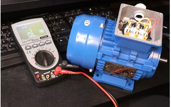 single phase motor tested by multimeter