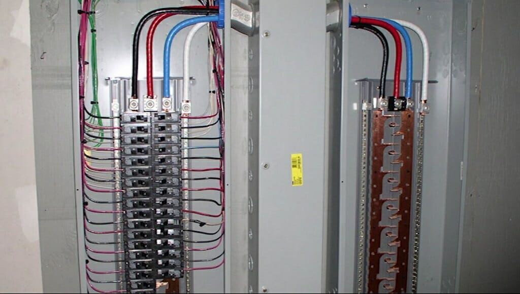 Three-phase power wires