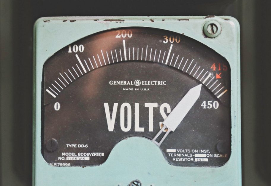 voltmeter scale at 415v mark