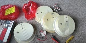 How to Wire Smoke Detectors in Parallel (10 Steps)