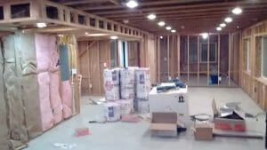 How to Run Electrical Wire in Unfinished Basement (Guide)