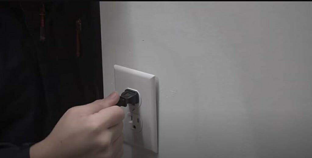 disconnecting devices from wall plug