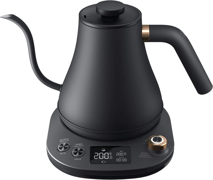 electric kettle in matte black