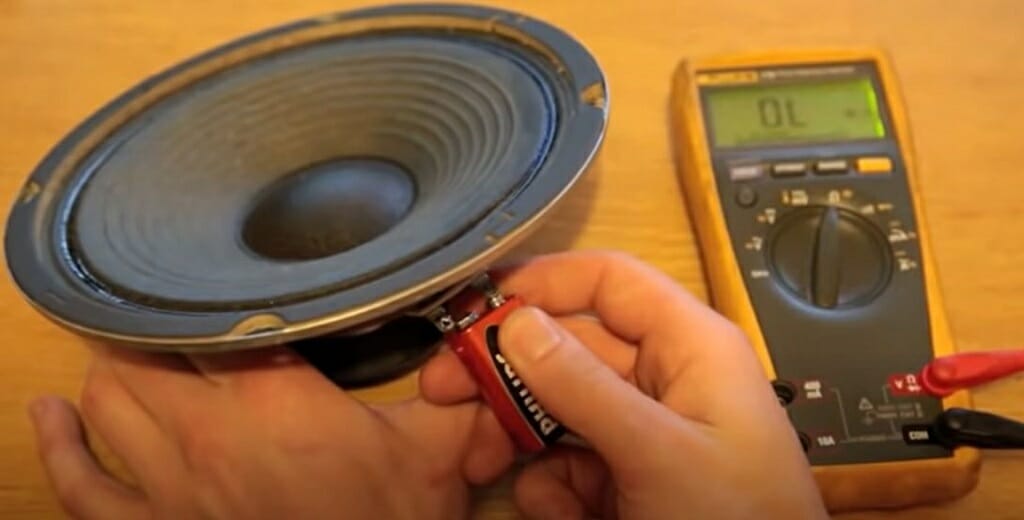testing the speaker using a 9v battery