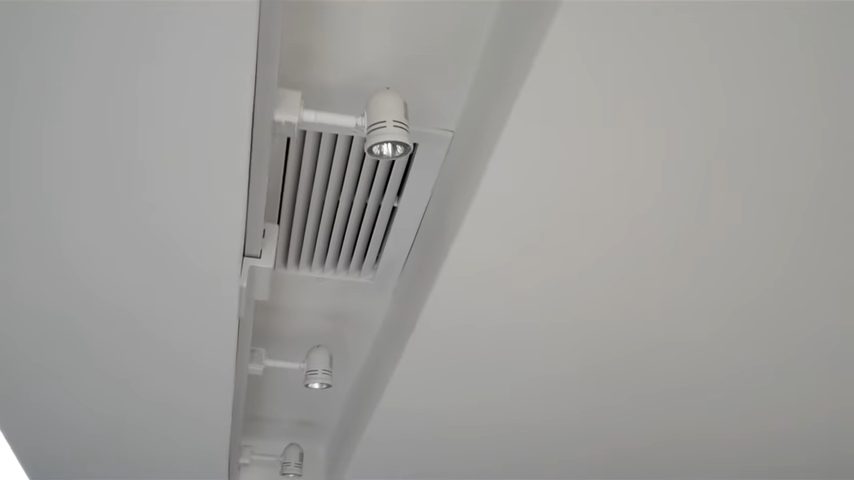 ventilation for electric oven