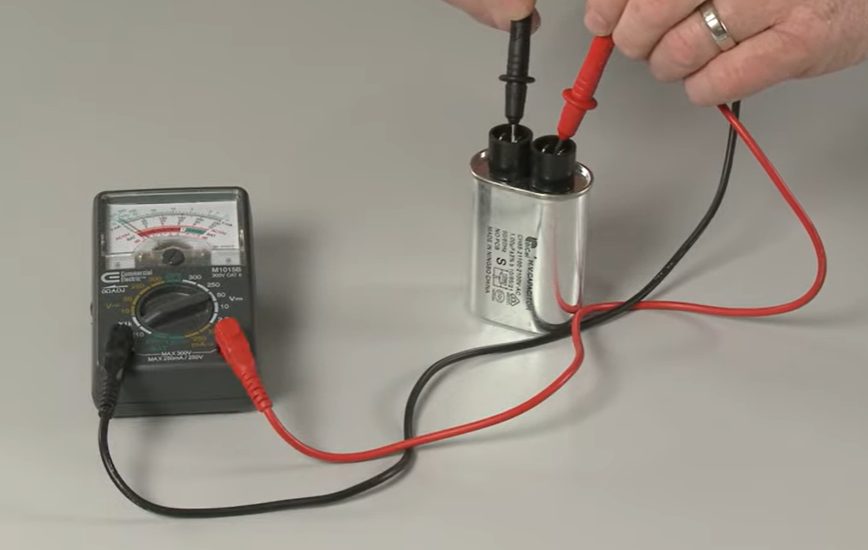 testing the capacitor with multimeter