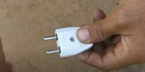 Which Wire is Hot on a Two Prong Plug? (Small Prong vs Large)