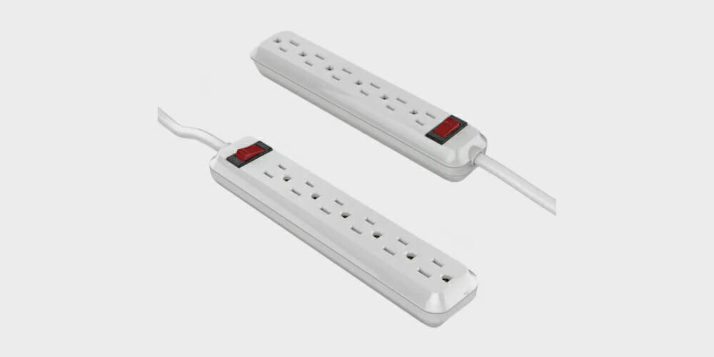 2 outlets