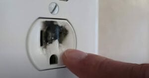 Can an Electrical Outlet Go Bad? (Guide)