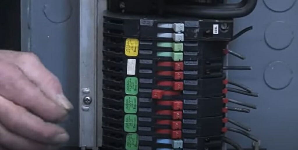 identifying wiresfuses on a circuit breaker