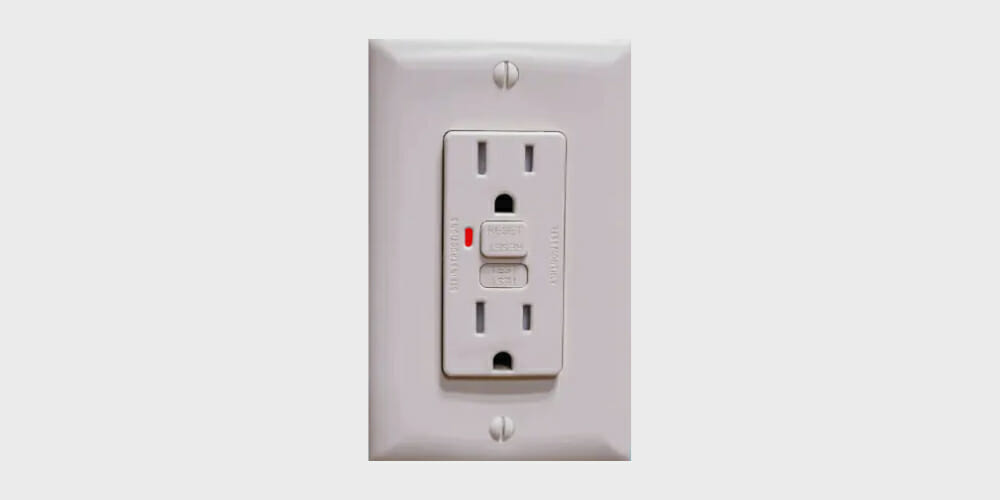 red light on GFCI outlet