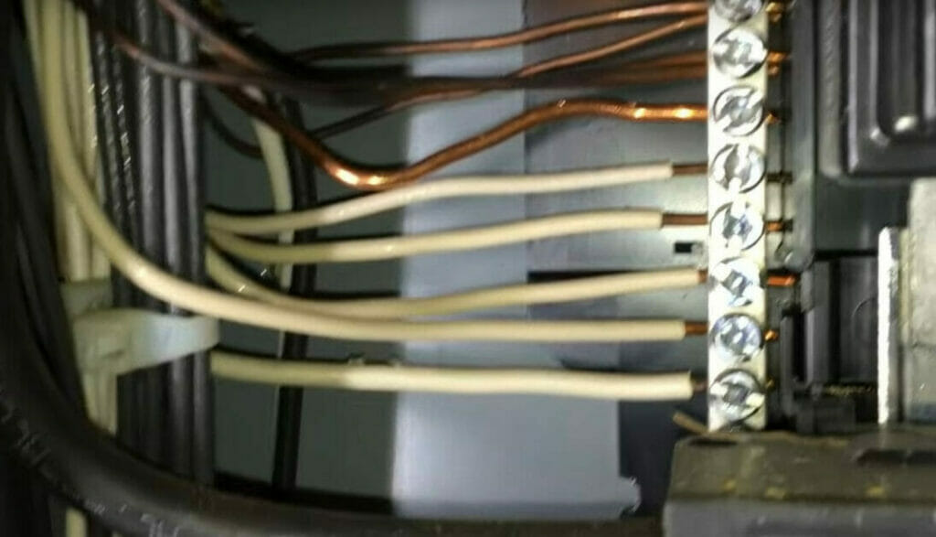 two hot wires connected to the double pole circuit breaker