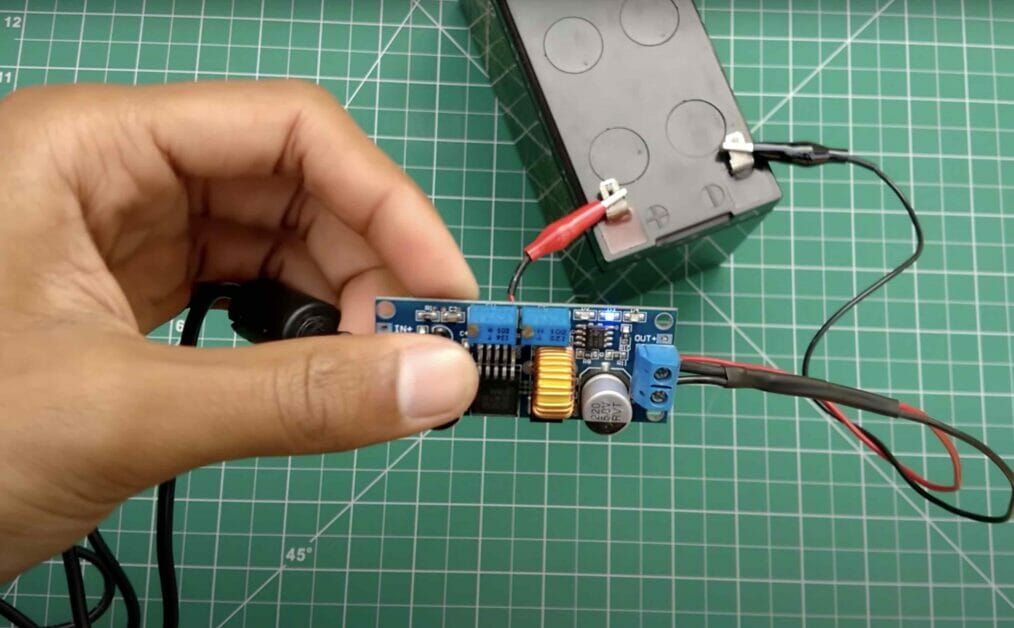 How to Make a Battery Charger (2 Methods)