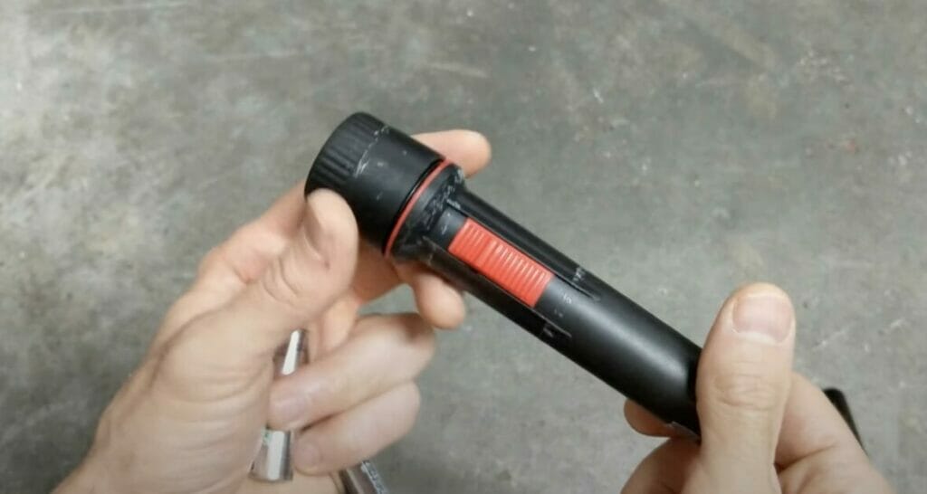 How to Put Batteries in a Flashlight (3 Methods) - How To Put Batteries In Energizer Flashlight