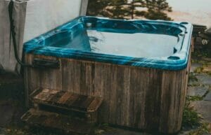 What Size Wire for Hot Tub? (Sizes, Tables)