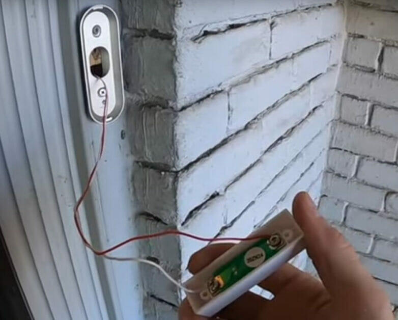 the wiring at the doorbell switch side