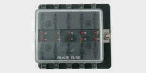 How to Wire a Blade Fuse Box (9 Easy Steps)