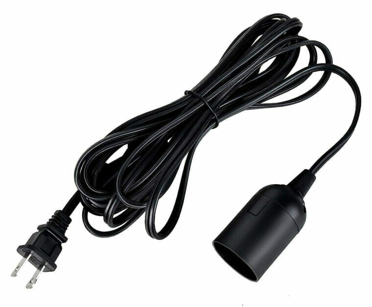 Black light lamp cord with a long cable