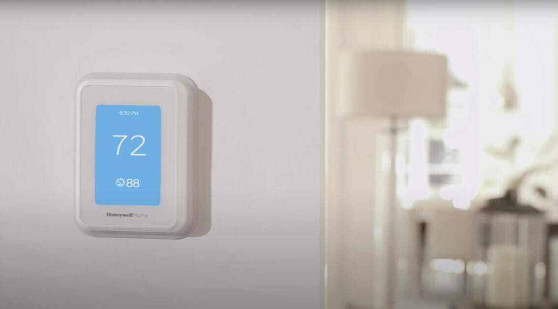 A thermostat at home with 72 degree temperature