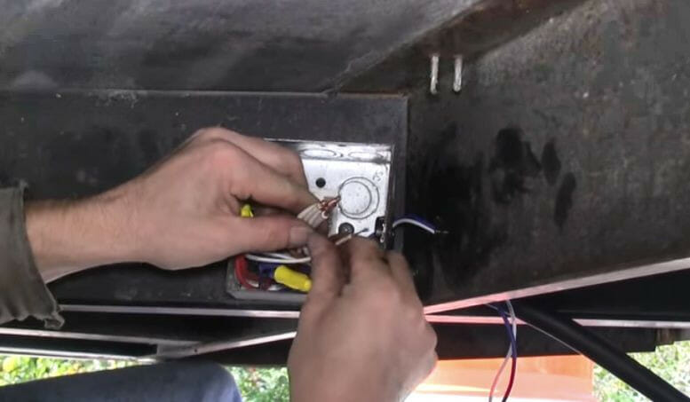 Connecting other wires in the junction box for the ground connection